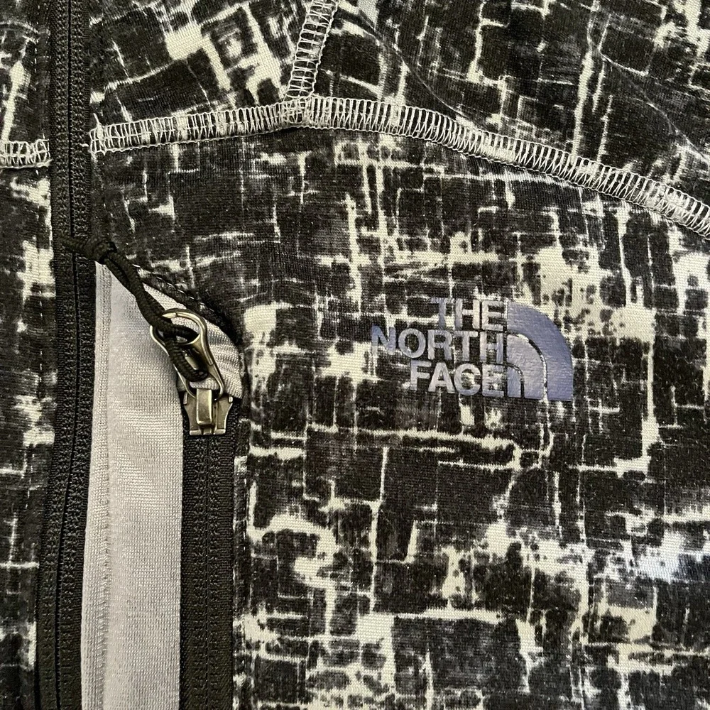 The North Face Fleece Men Large Black Gray Full Zip Jacket Geometric Plaid Logo